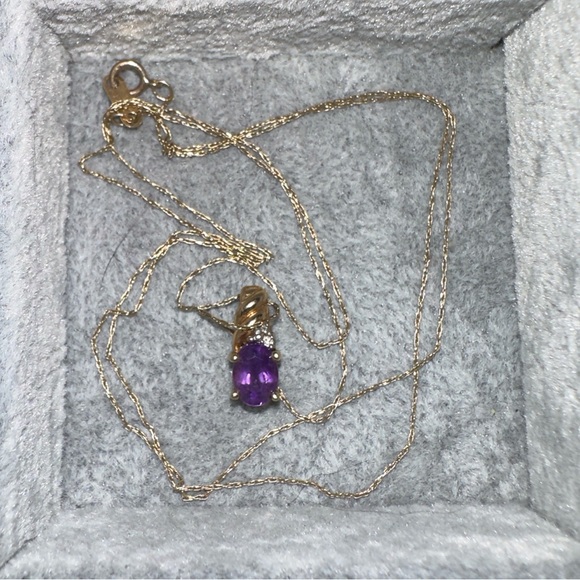 10K XL Dainty Gold Chain & P10K Amethyst and Diamond Pendant - Picture 2 of 5